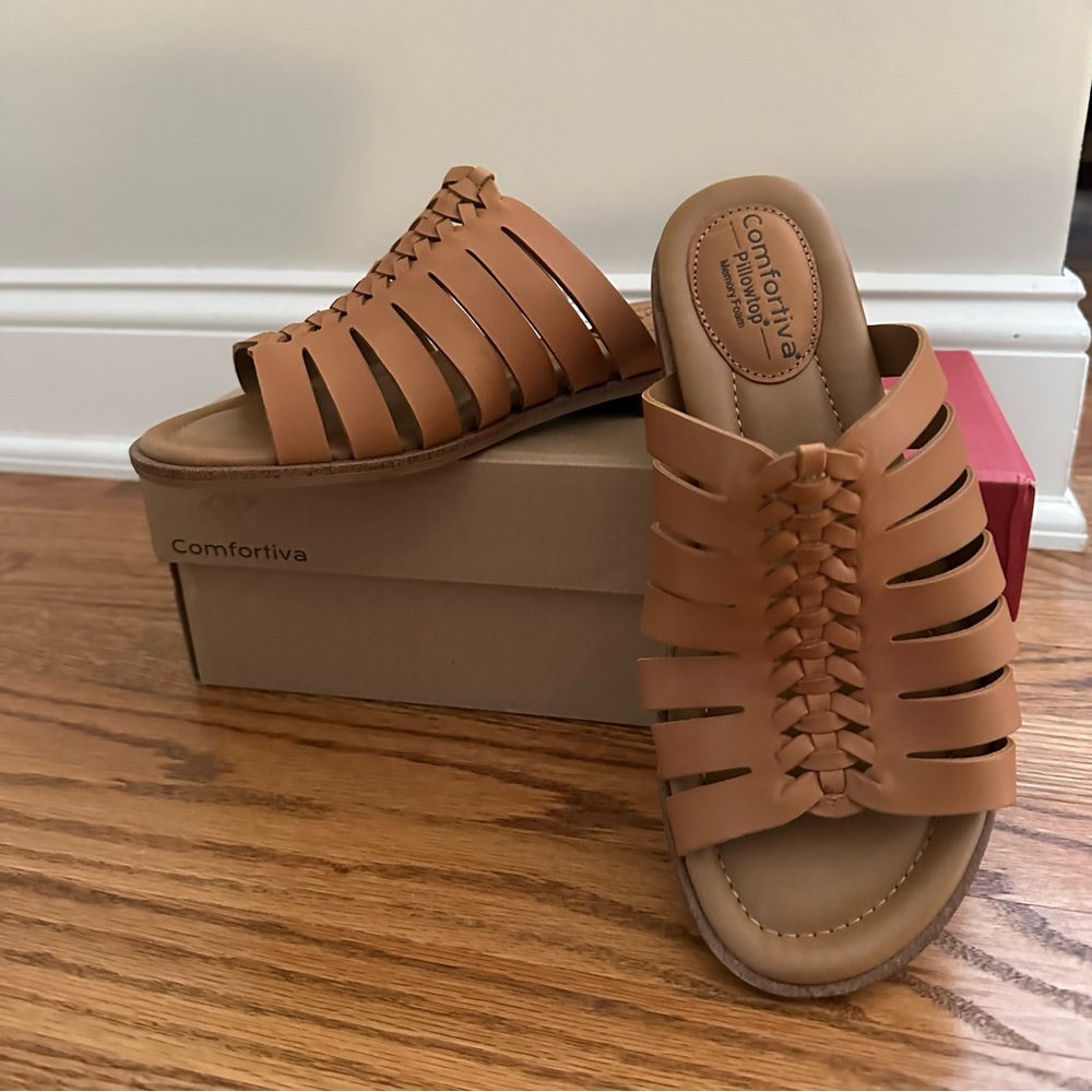 Comfortiva Women's Tan Sandals